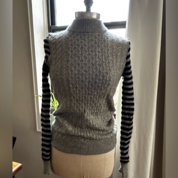 The Cashmere Project sweater - Picture 3 of 5